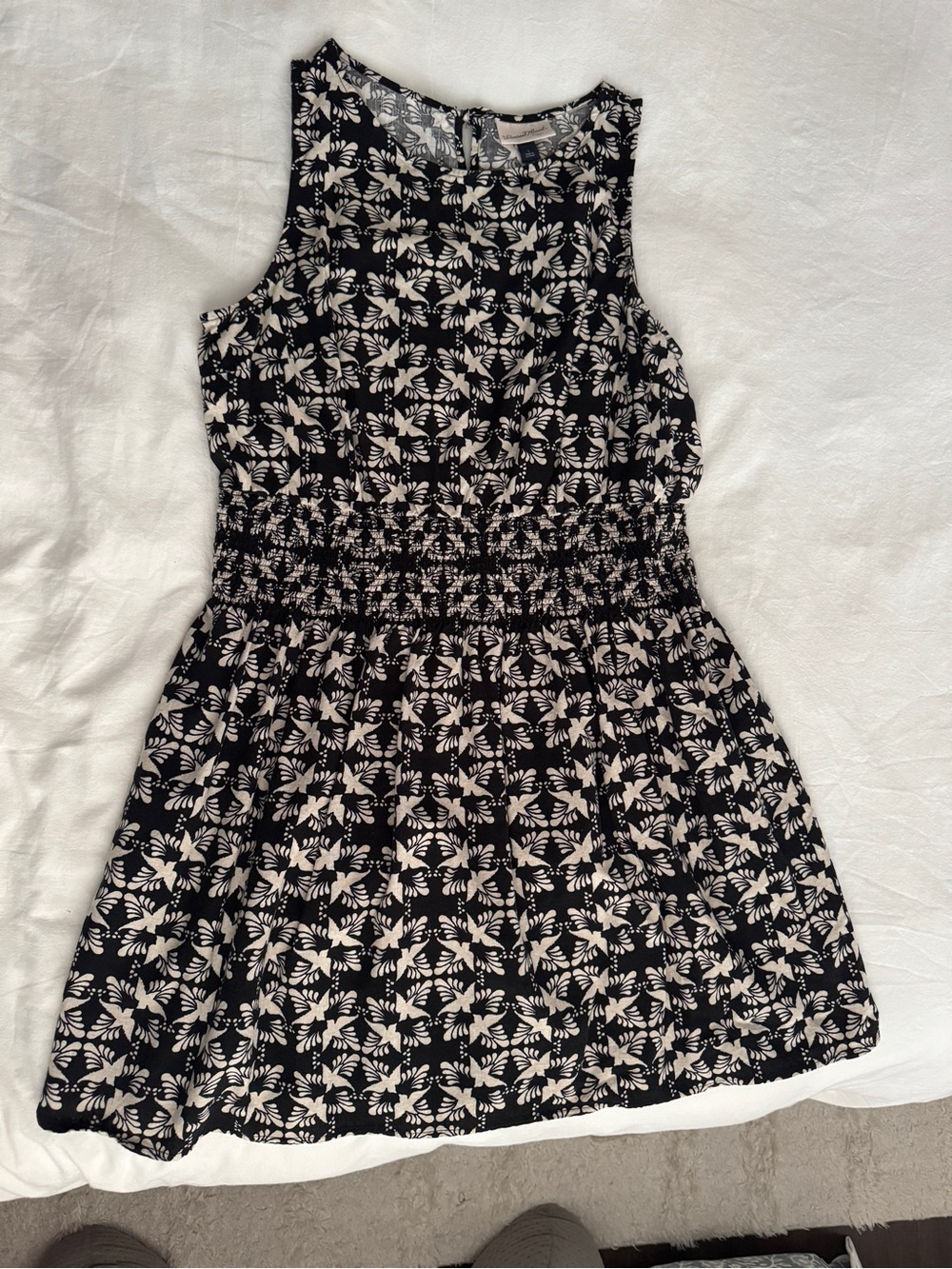 Universal Thread Black and Cream Floral Smocked-Waist Mini Dress Size L
